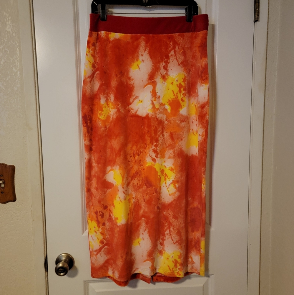 INC Misa Hylton multicolored skirt, 93% polyester, 7% spandex, Size L, Brand New